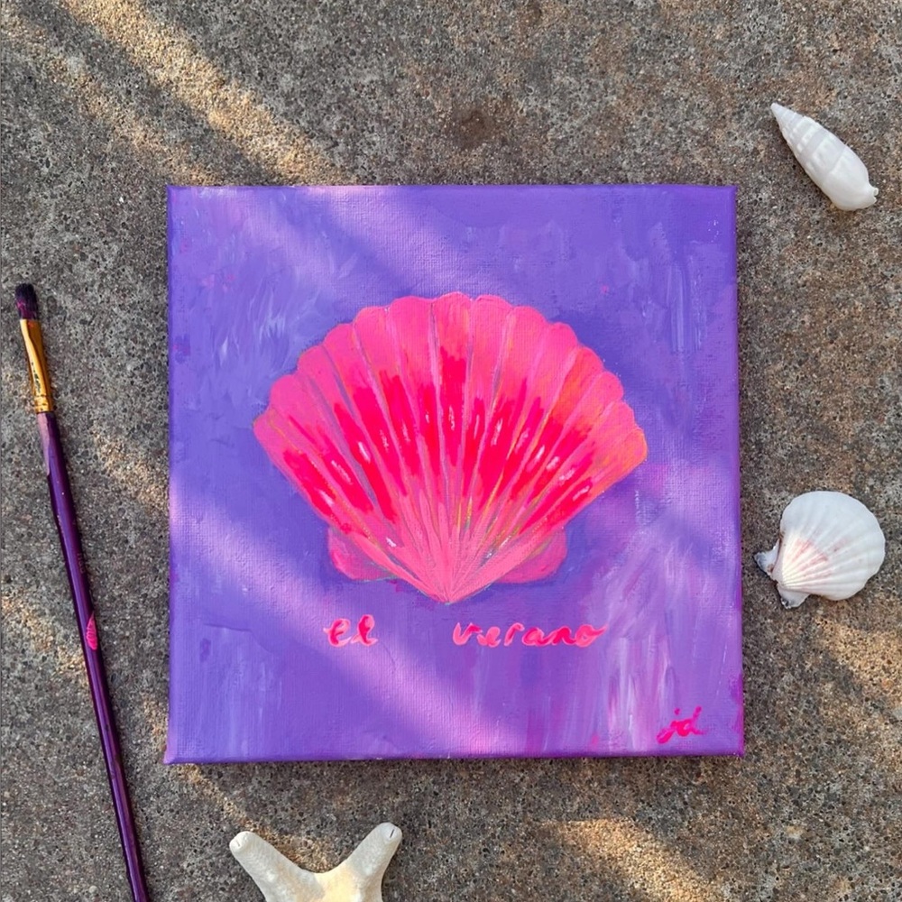 Cute lil seashell painting 🩵💅🏽